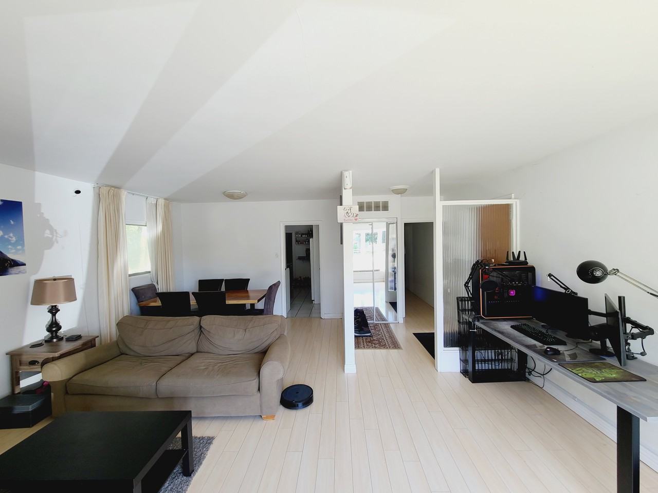 19 Gondola Crescent - Photo 3 of 16