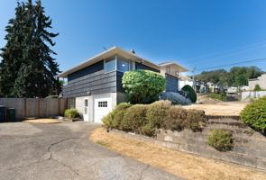 featured image of 8405 S 118th St #1
