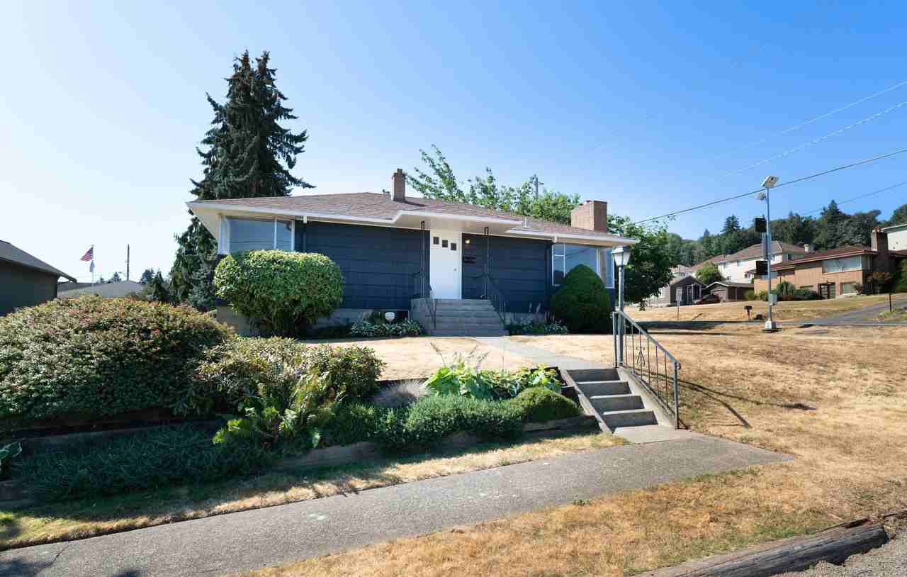 8405 S 118th St #1 - Photo 2 of 50