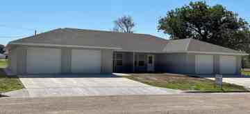 featured image of 122 South Russell Avenue #1