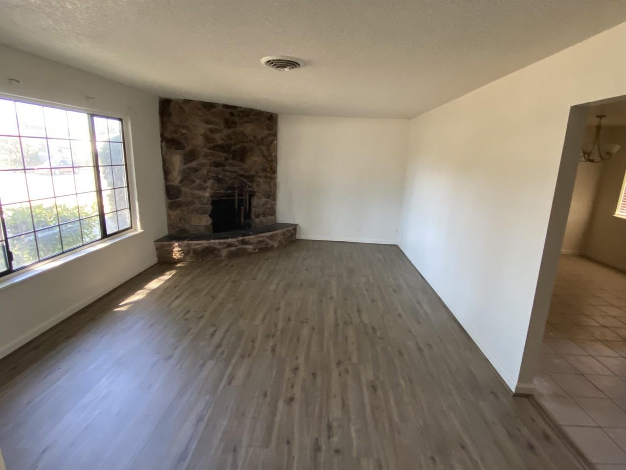 3015 Clearview Dr #1 - Photo 2 of 10