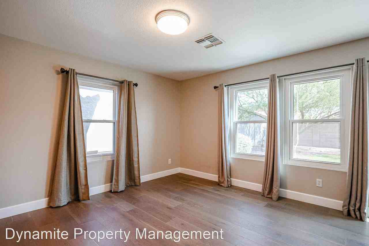 5125 E Peak View Rd - Photo 3 of 26