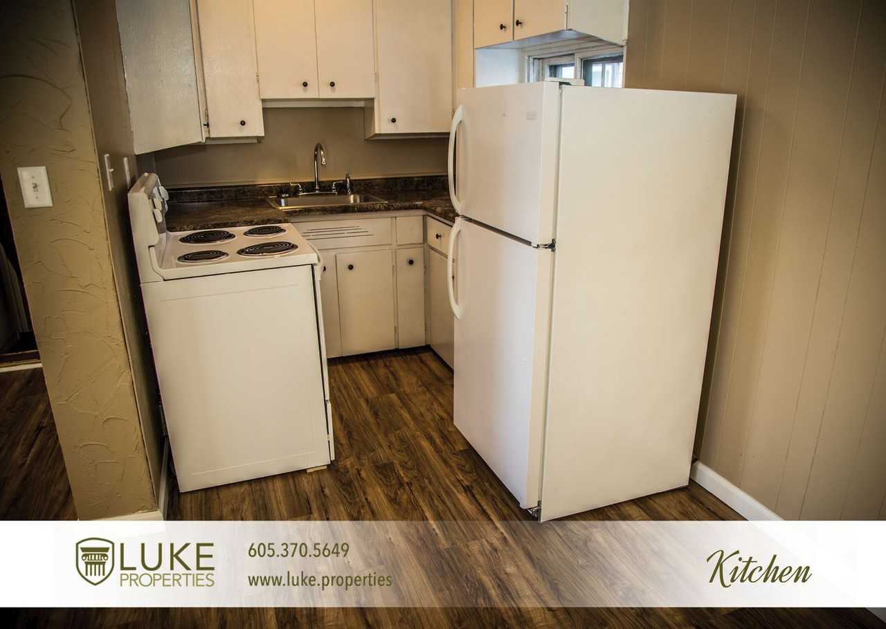 106 1/2 S Lincoln Ave - Photo 5 of 6