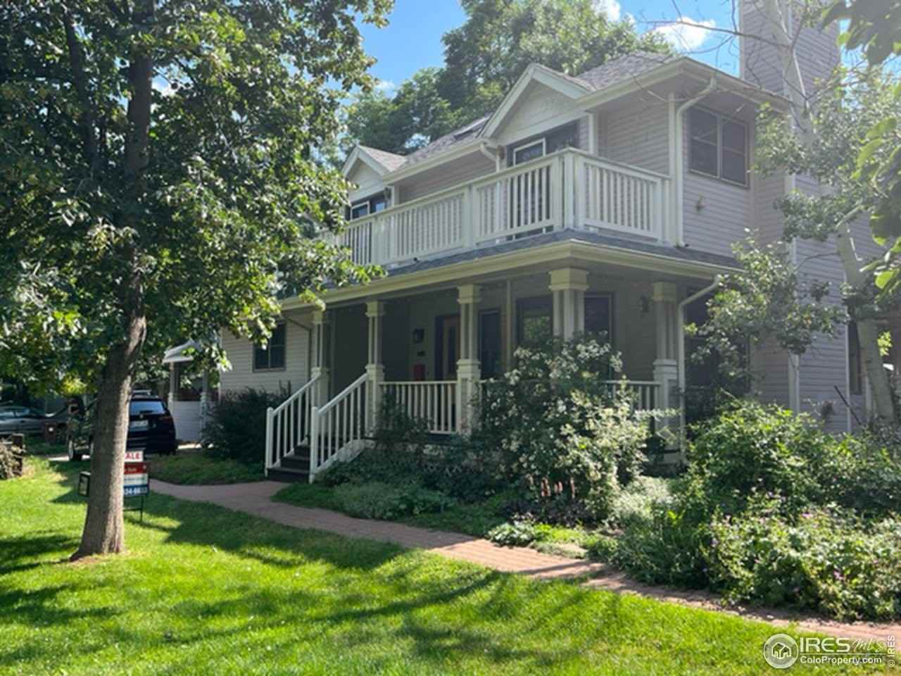 448 Pearl St - Photo 2 of 22