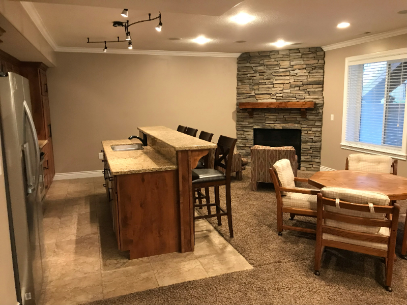 82 Nw - Photo 2 of 16