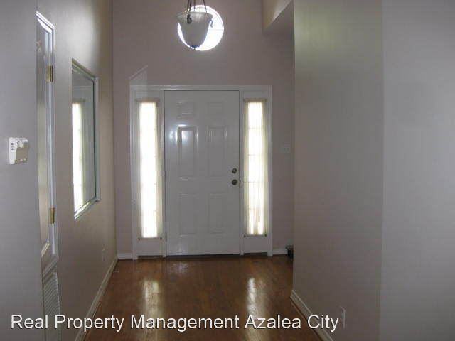 1622 Parkmoor Ct - Photo 2 of 16