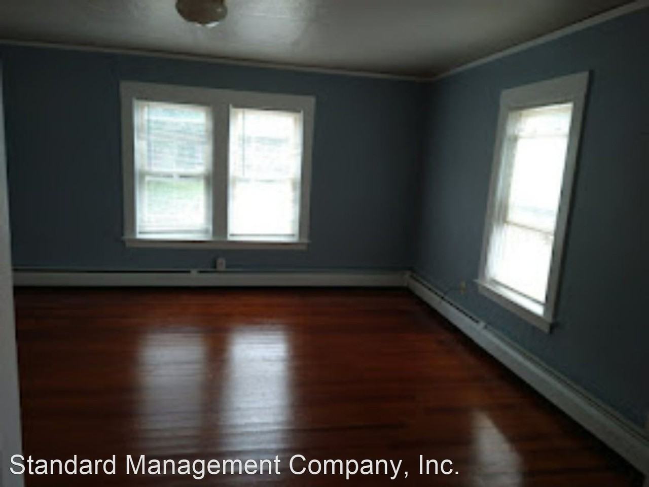 53 Roxbury Rd - Photo 2 of 9