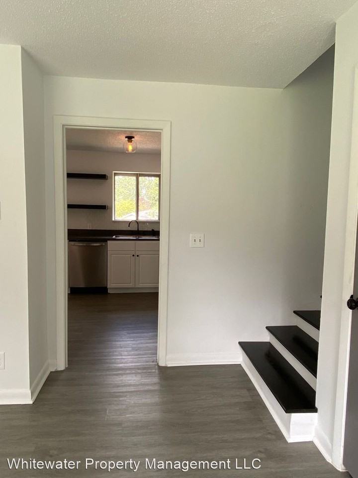 2983 E Freedom Cir - Photo 3 of 19