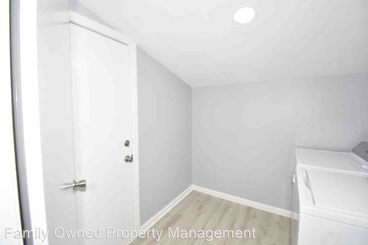 113 Susan Drive - Photo 2 of 6