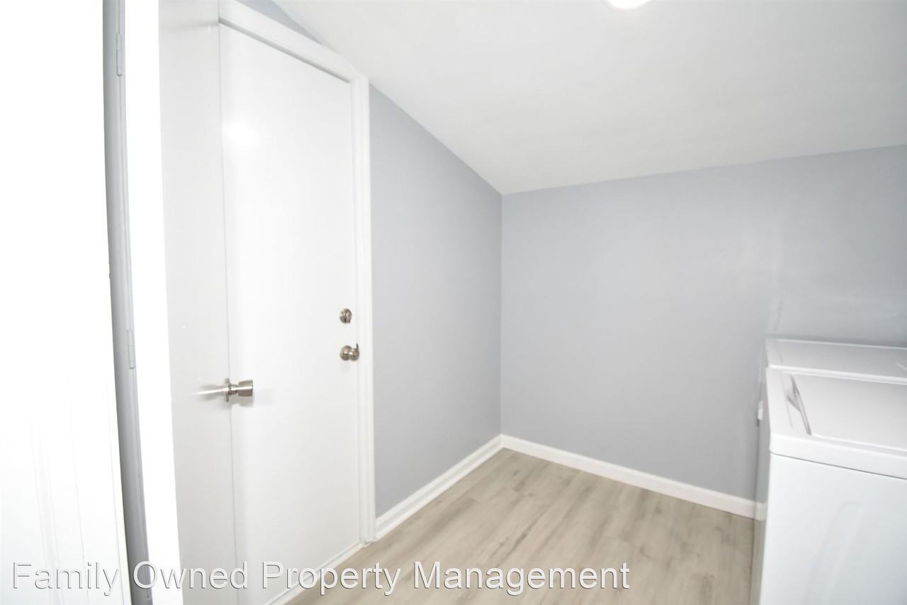 113 Susan Drive - Photo 3 of 6