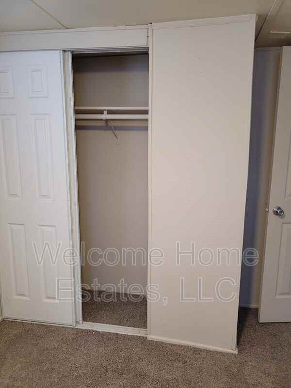 110 E Prince Rd - Photo 4 of 10