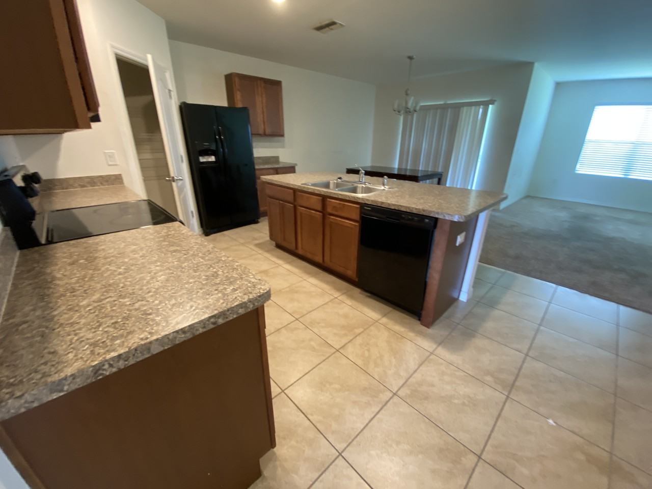 184 Fall Glo Rd - Photo 3 of 6
