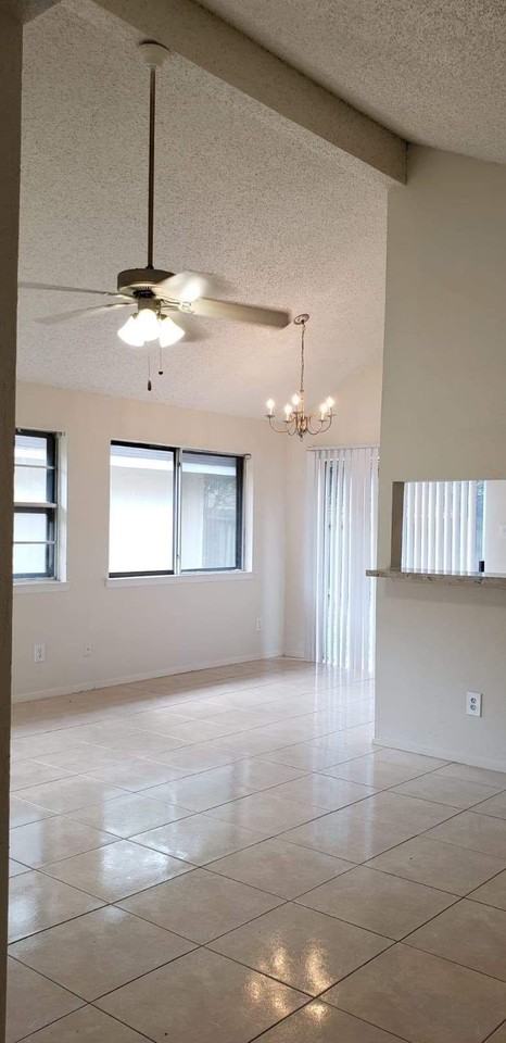 3127 Forestbrook Dr - Photo 2 of 7