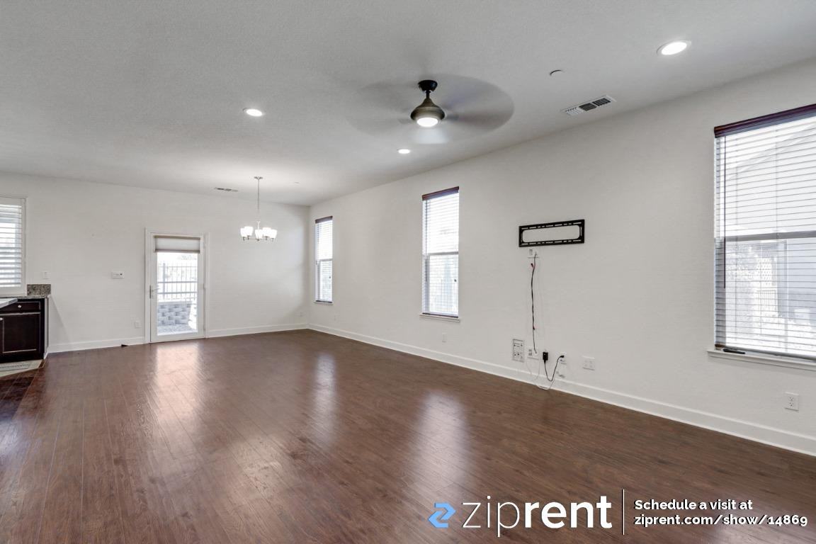 829 Waterwood Dr - Photo 2 of 18