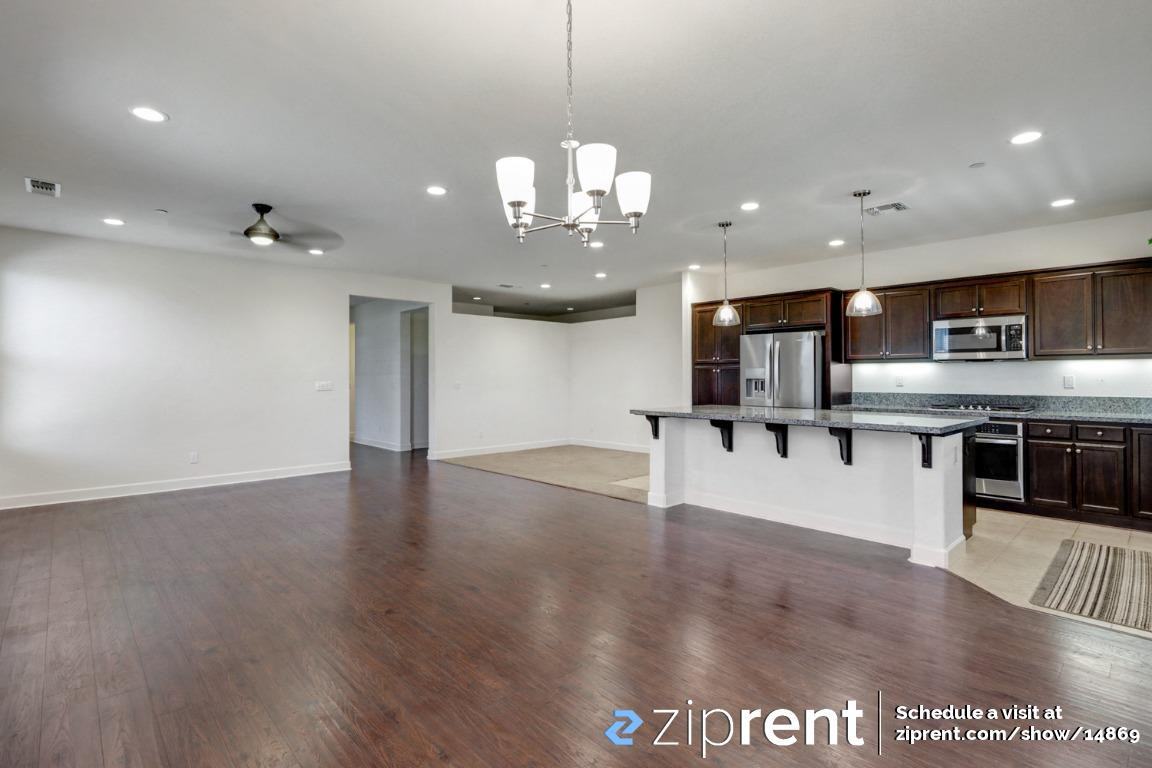 829 Waterwood Dr - Photo 3 of 18