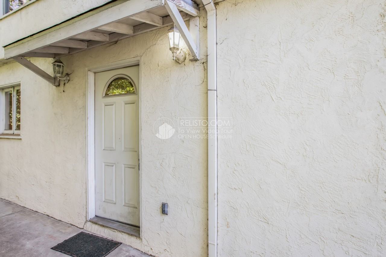 2501 Cedar St - Photo 2 of 15