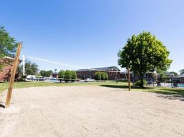 featured image of 262 W Washington Center Rd