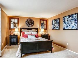 featured image of 262 W Washington Center Rd