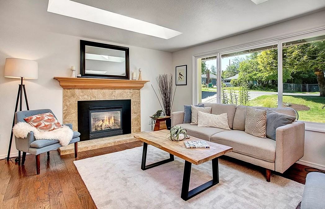 18322 9th Ave Ne #1 - Photo 3 of 30