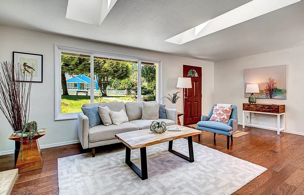 18322 9th Ave Ne #1 - Photo 4 of 30