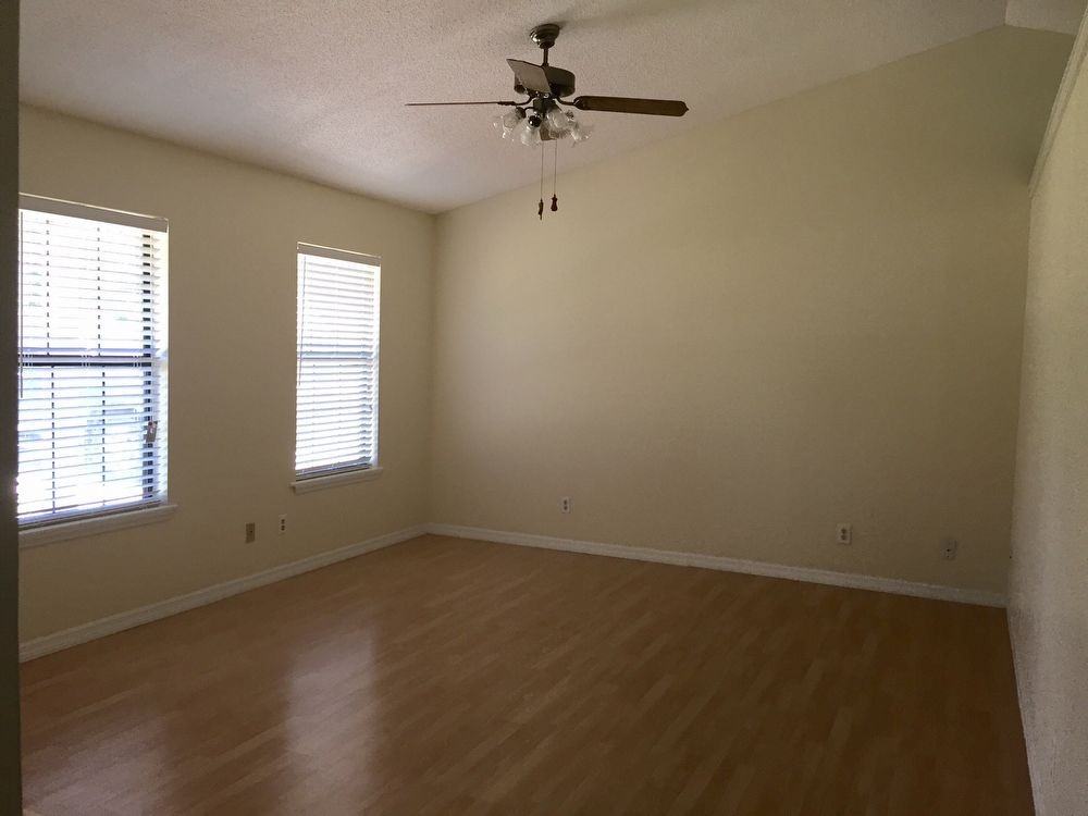 204 Grassmere St - Photo 2 of 10