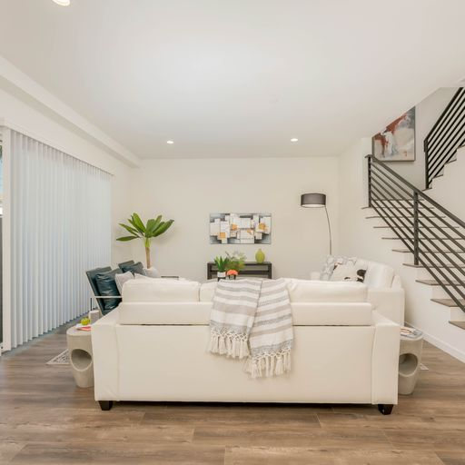 7114 N Dylan Ct - Photo 6 of 16