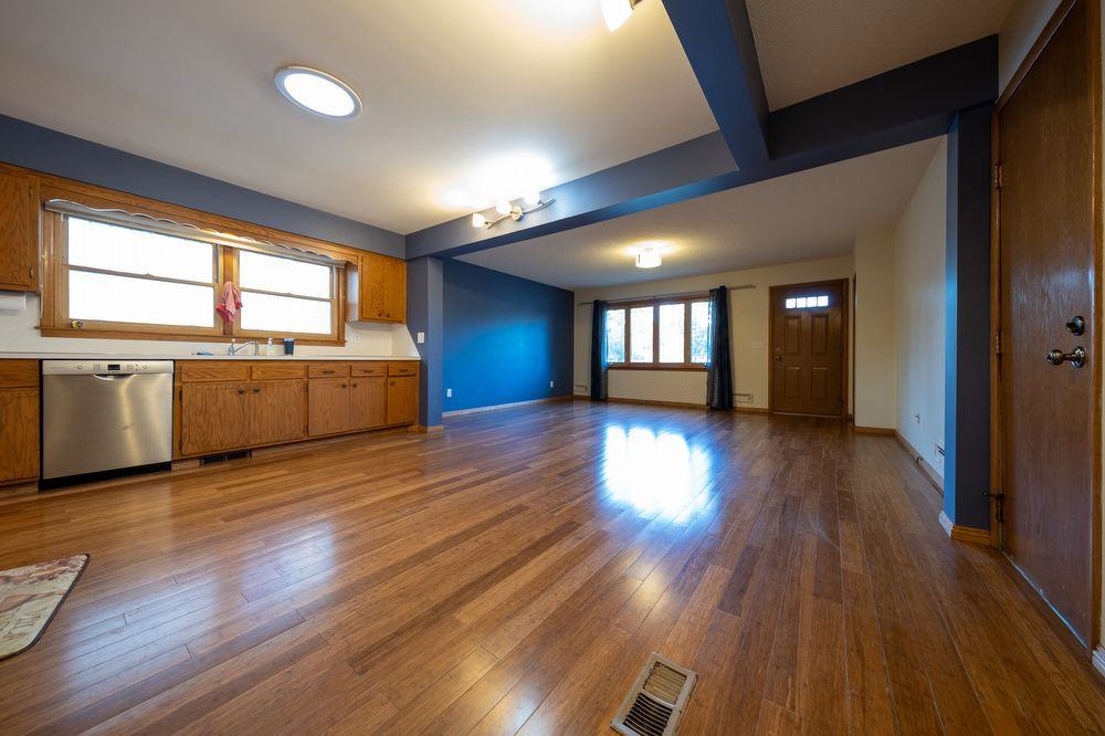 514 5th St Ne - Photo 2 of 29