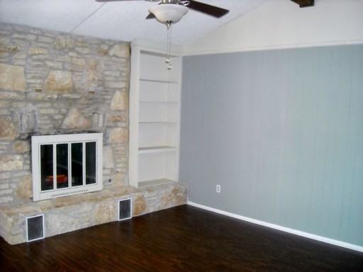 1409 Mills Meadow Dr - Photo 3 of 17