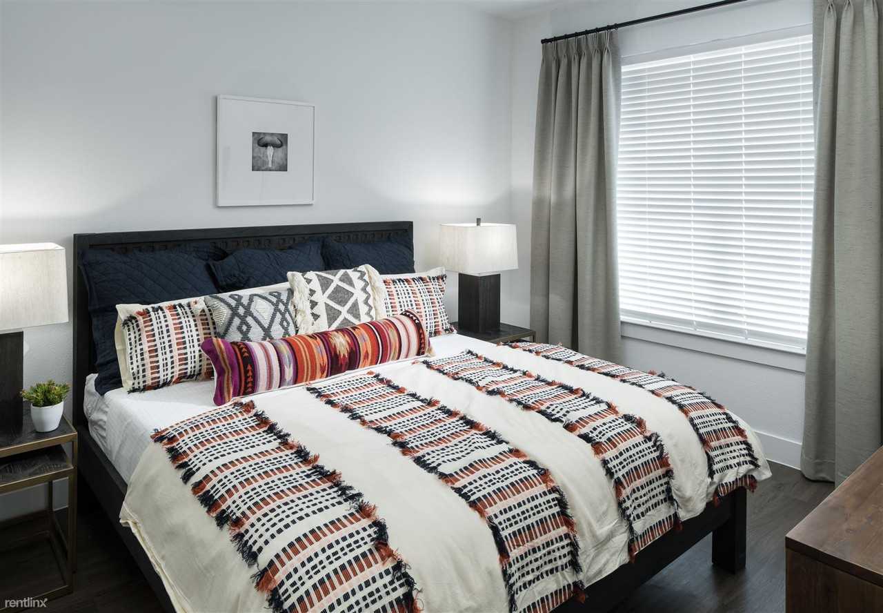 4301 W William Cannon Dr - Photo 2 of 2