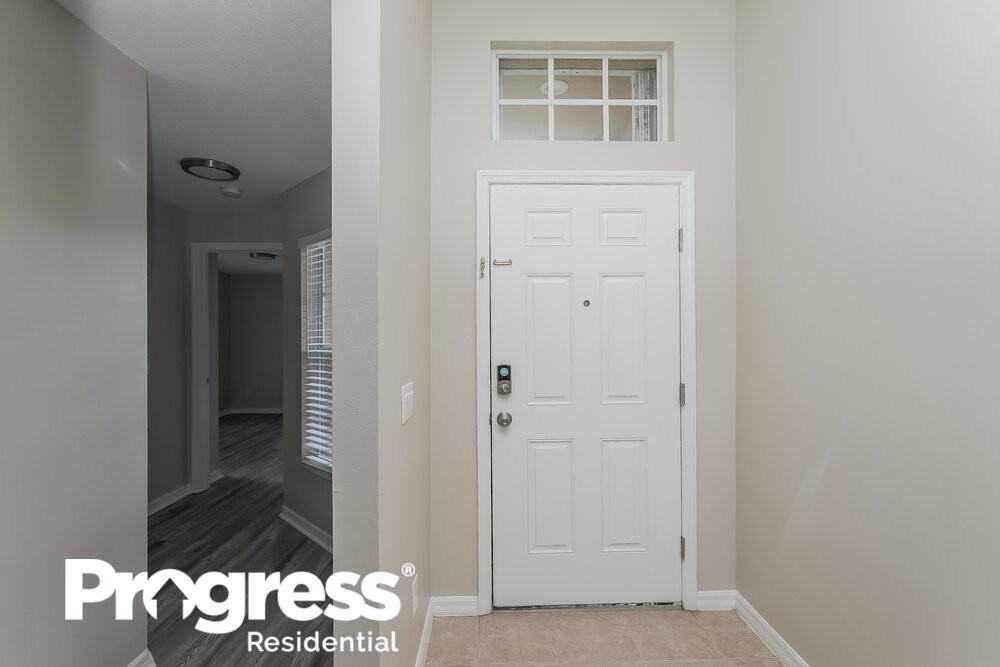 1484 Lake Shore Ranch Dr - Photo 3 of 16