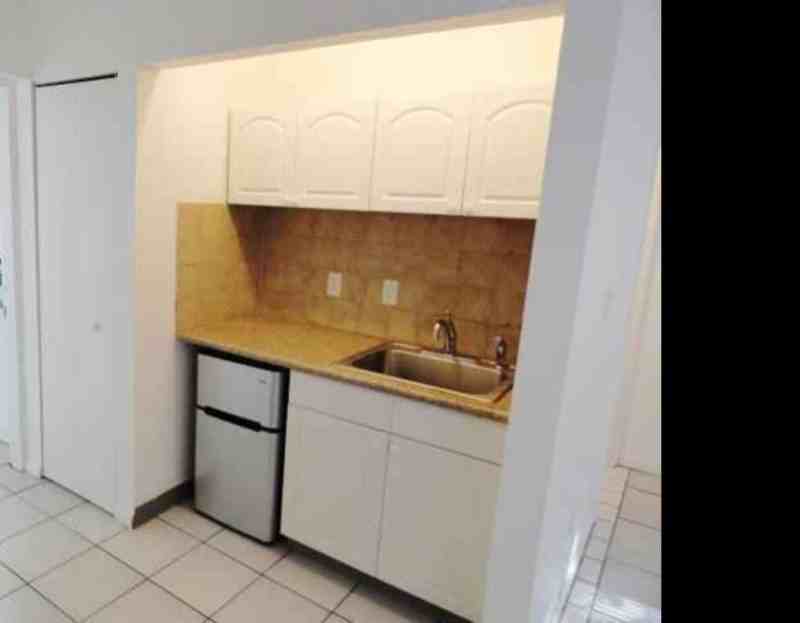 720 Northeast 11th Avenue #2 - Photo 3 of 5