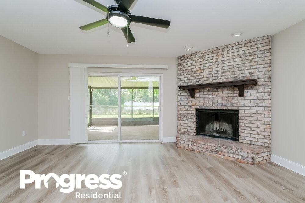 15808 Pennington Rd - Photo 3 of 16