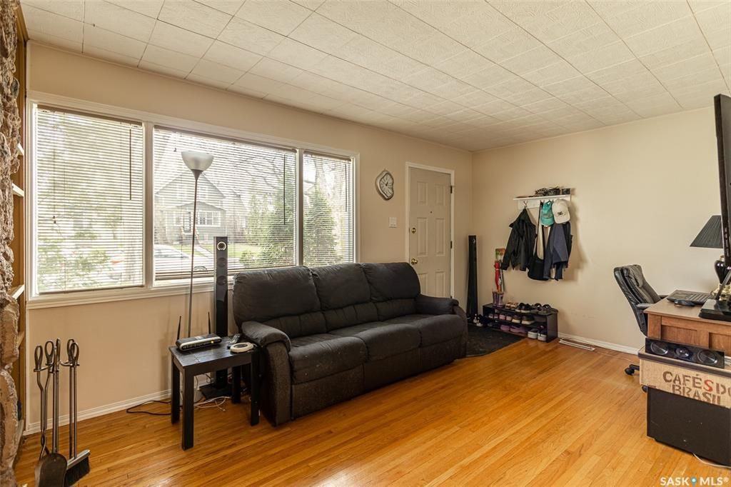 2048 Athol Street - Photo 3 of 12