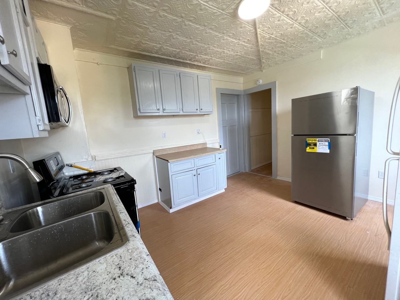 12 Aetna St #2 - Photo 3 of 12