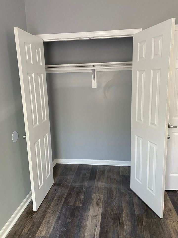 627 Denison Street - Photo 5 of 11