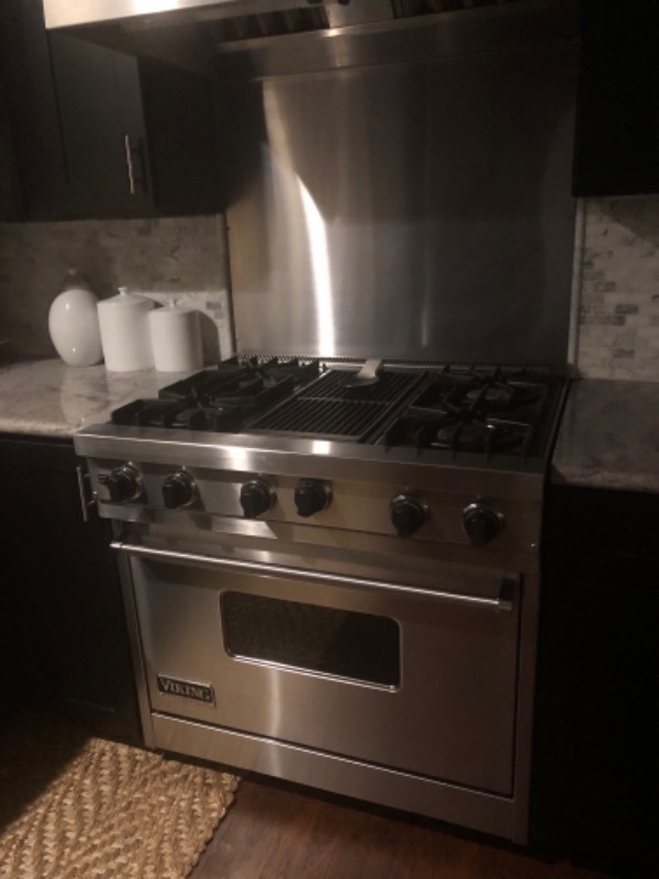 23330 Victory Blvd - Photo 2 of 26