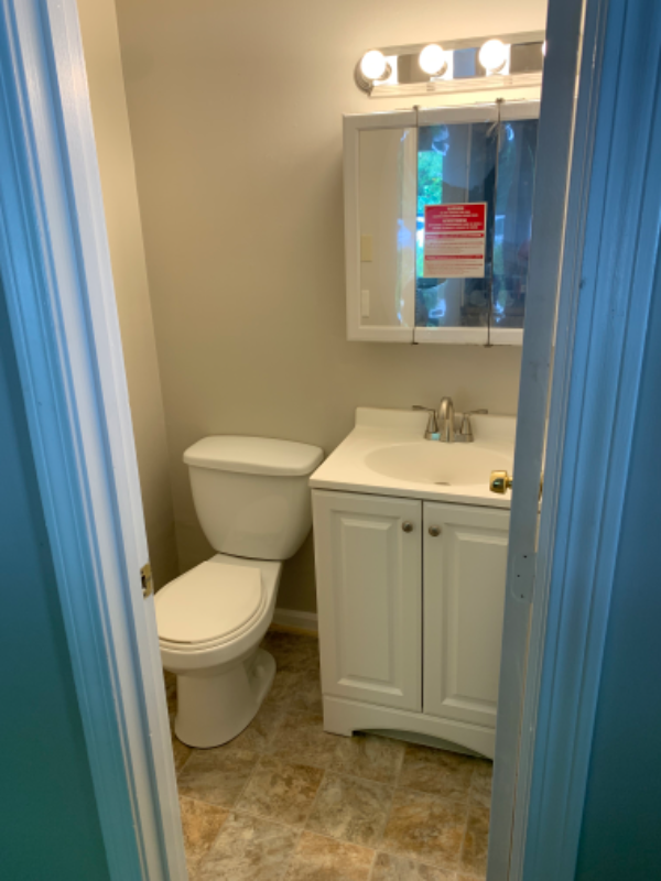 139 S Main St - Photo 7 of 13