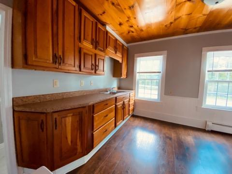 640 East Ave #A - Photo 3 of 15