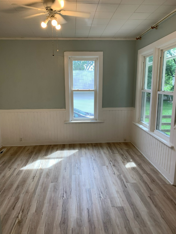 W61N386 Washington Ave - Photo 2 of 9
