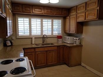 3301 Greenock St - Photo 3 of 17