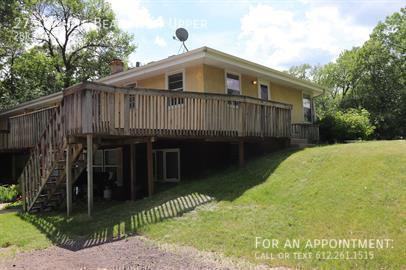 2750 White Bear Ave N - Photo 2 of 12