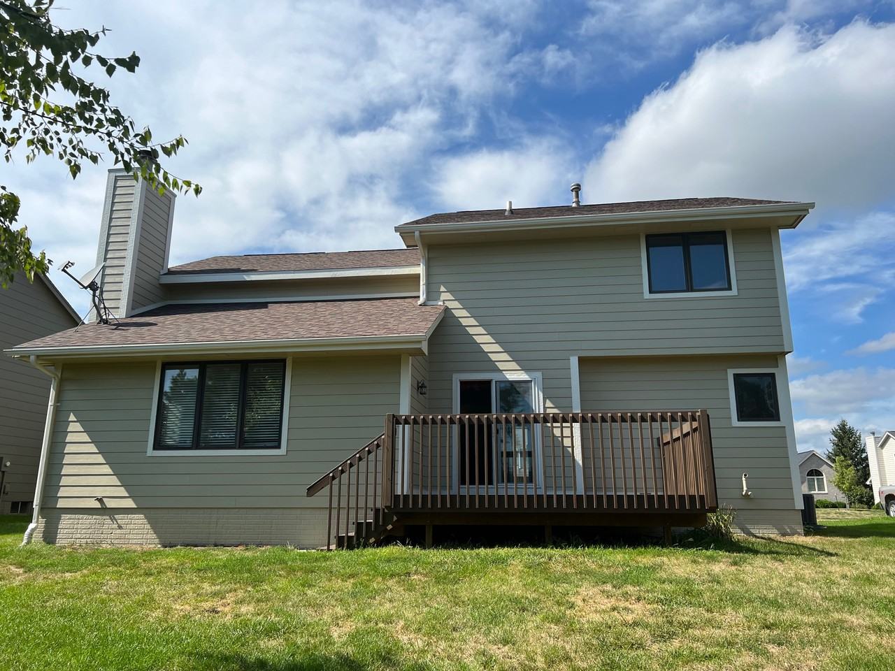 15104 Hawthorn Dr #1 - Photo 2 of 18