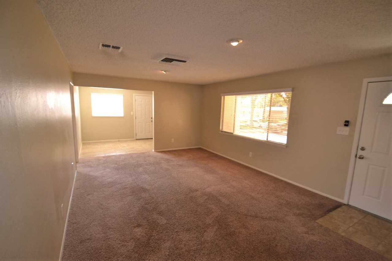 4895 Acacia Ave - Photo 2 of 8