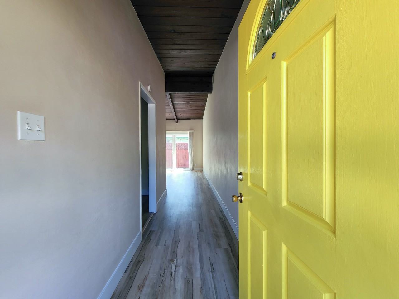 2933 Carmel Street - Photo 2 of 26