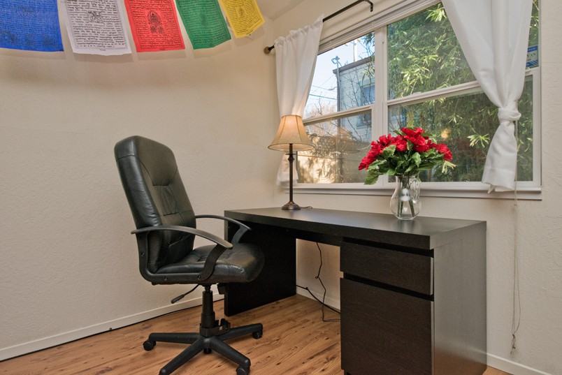 5740 Maccall - Photo 3 of 11