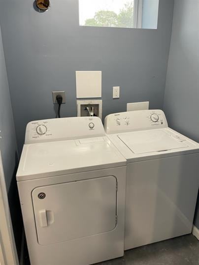 1510 Moreland Ave - Photo 2 of 6