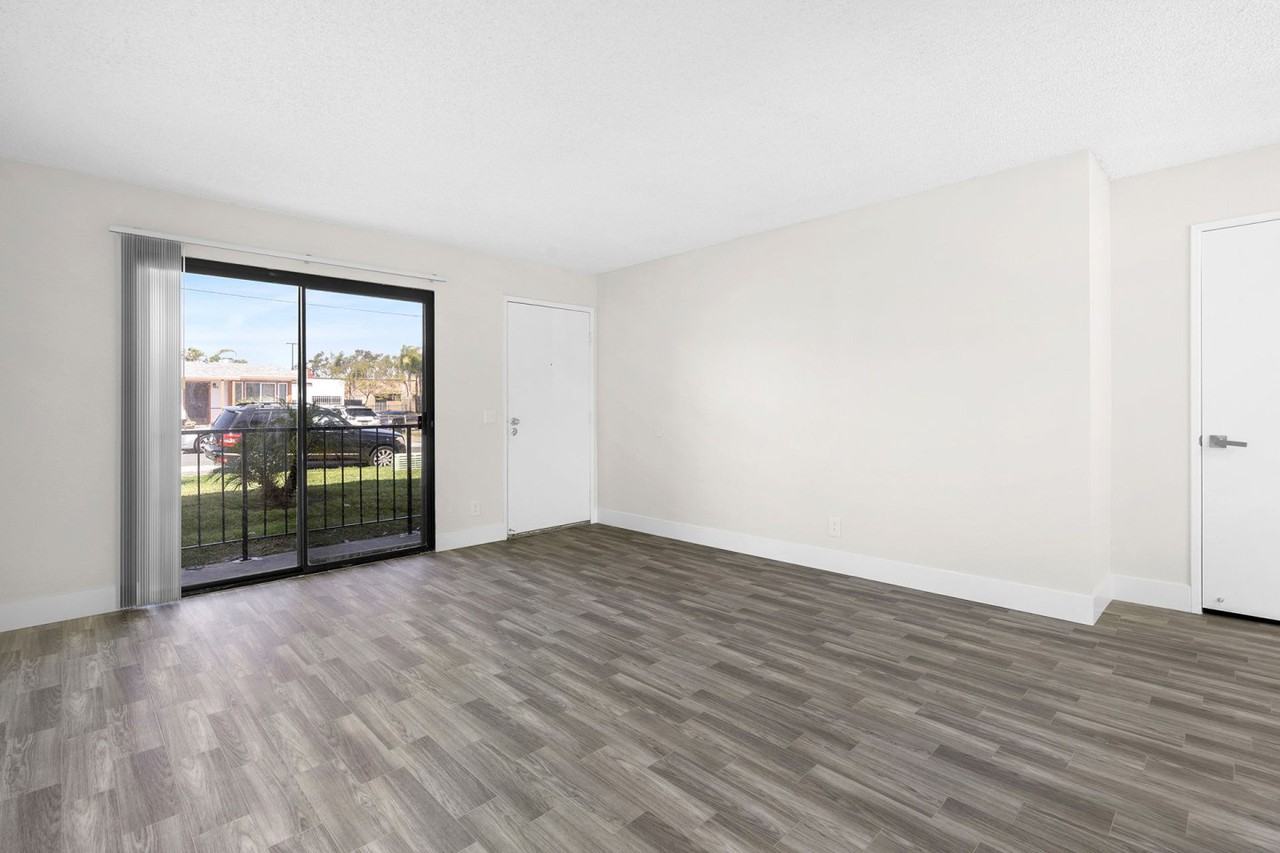 Fashion Hills Terrace - Photo 2 of 35