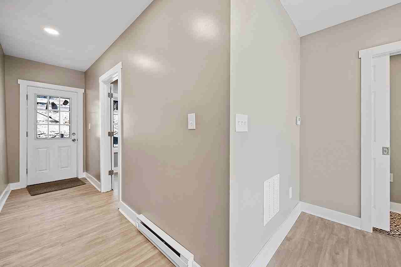 529 Spruce St #1 - Photo 7 of 33