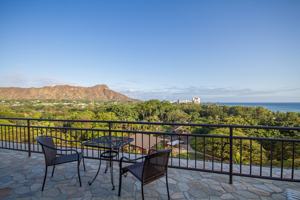 featured image of 134 Kapahulu Ave #1