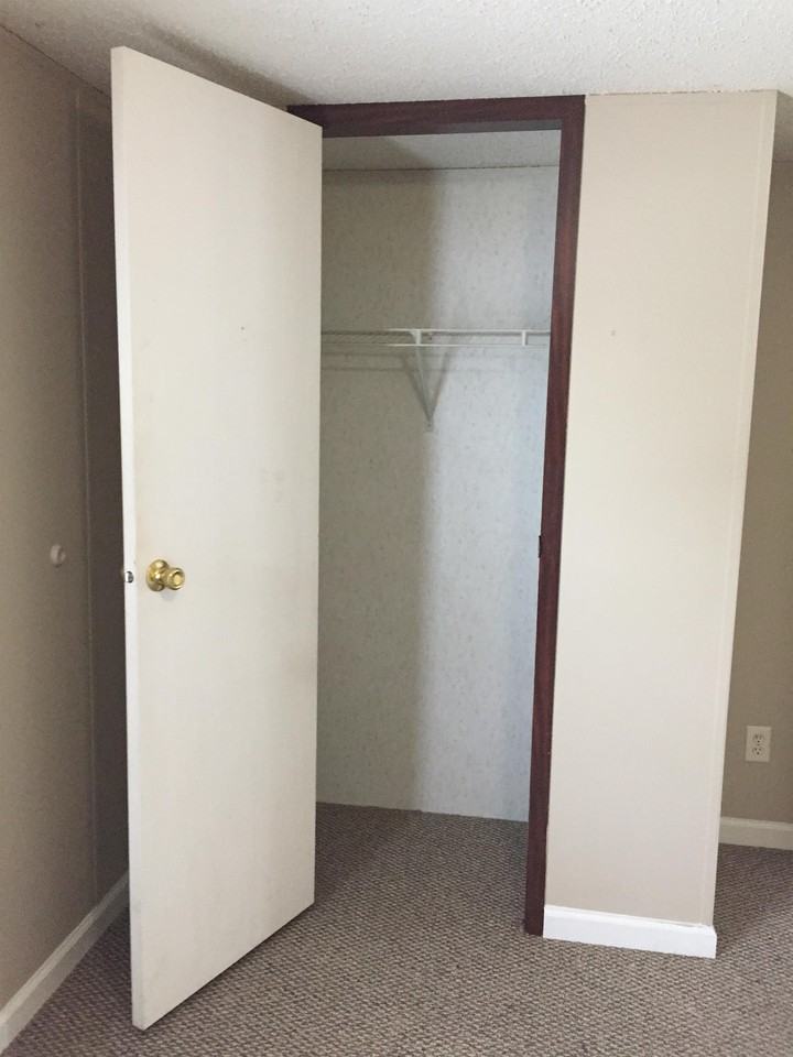 304 Belew St #1 - Photo 3 of 11